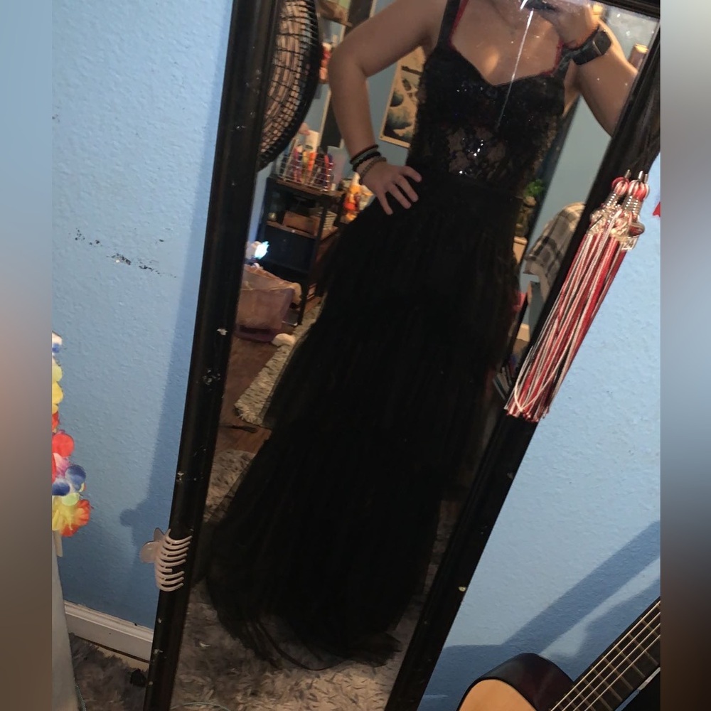 Bought this dress from macys. Size 4/5